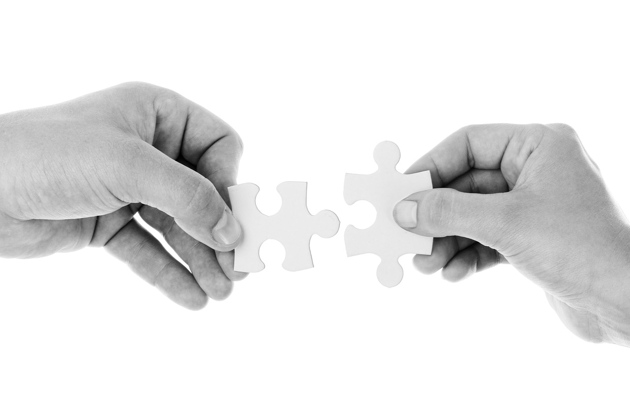 découvrez comment établir des partenariats efficaces avec des influenceurs pour renforcer votre visibilité et booster votre stratégie marketing.